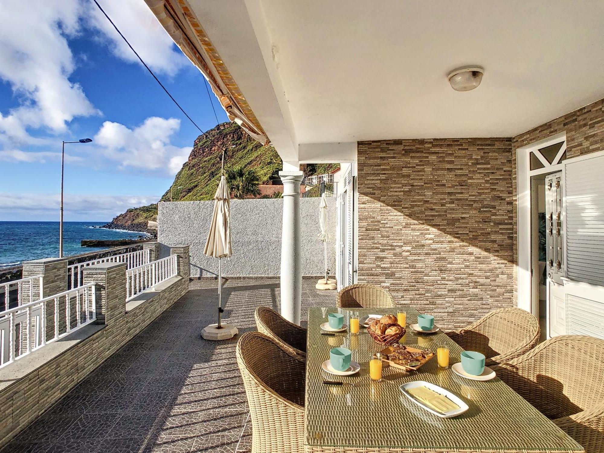 Naya Beach House By Lovelystay Malseira ภายนอก รูปภาพ
